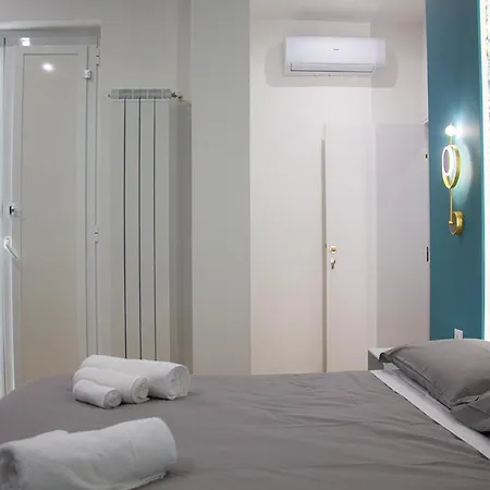 Wanderlust Spaccanapoli Points Of View Neapel